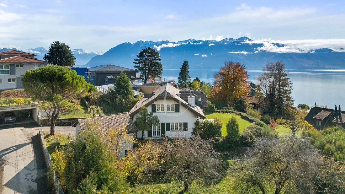House in Bourg-en-Lavaux, Vaud, Switzerland 1 - 18339903
