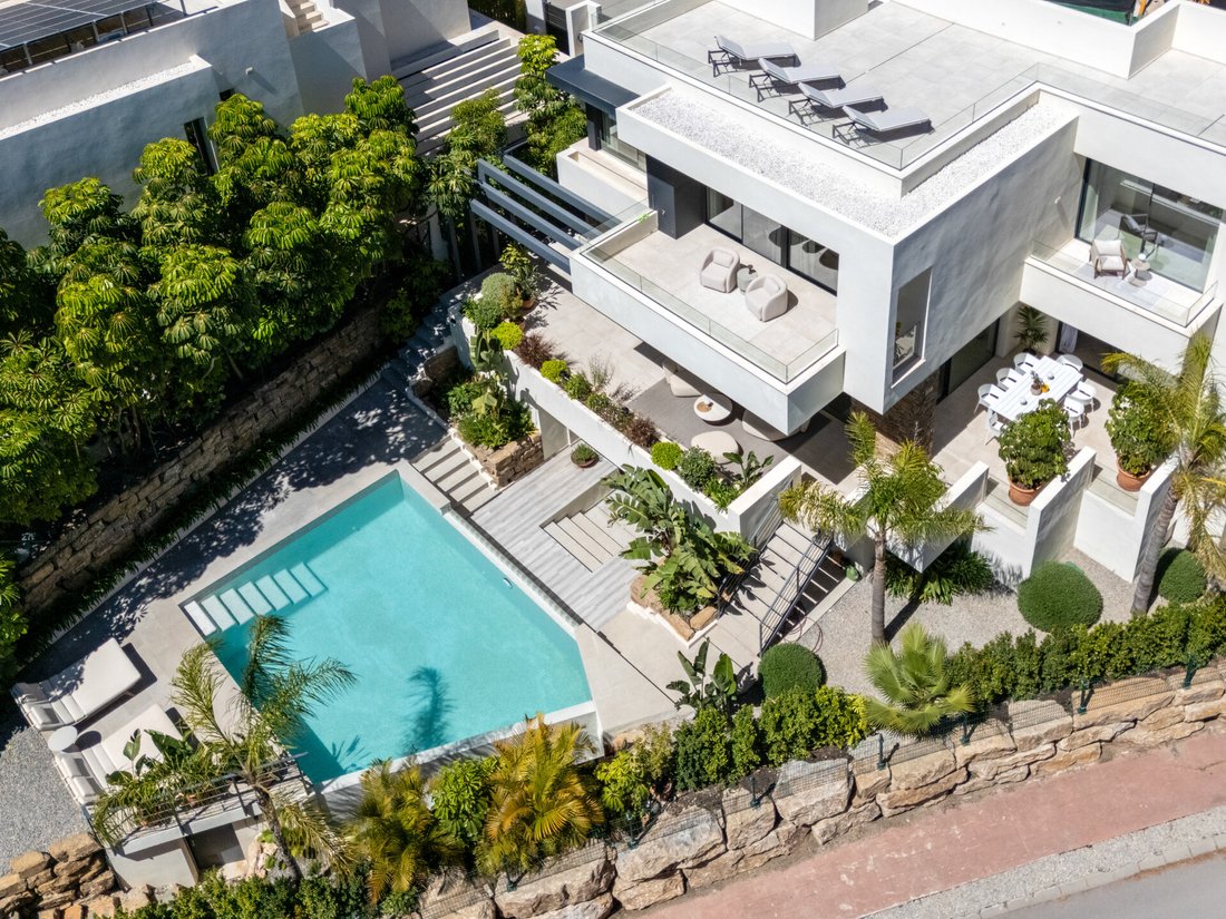 Villa in Estepona, Andalusia, Spain 1 - 18335221