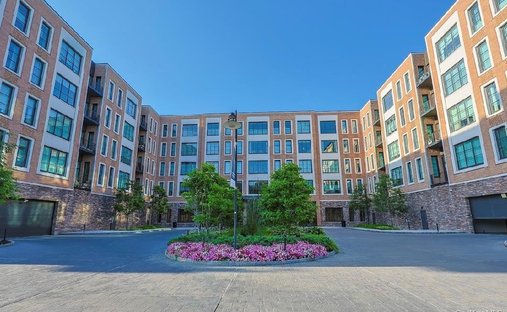 Condo in Glen Cove, New York, United States 1