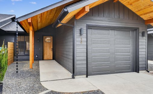 Townhouse in Nordman, Idaho, United States 1