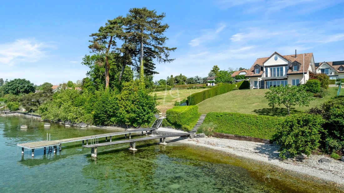 House in Saint-Prex, Vaud, Switzerland 4 - 18340736