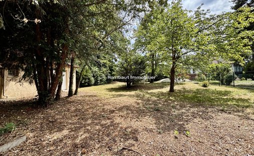 Land in Bourg-La Feuillaume Nord, La Celle-Saint-Cloud, France 1