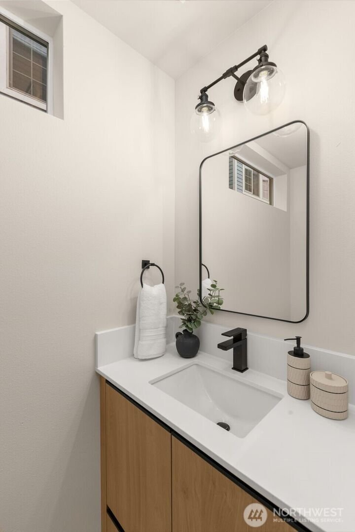 Townhouse in Seattle, WA, United States 4 - 18342187