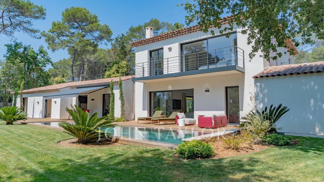Villa in Valbonne, Provence-Alpes-Côte d'Azur, France 2 - 18337373