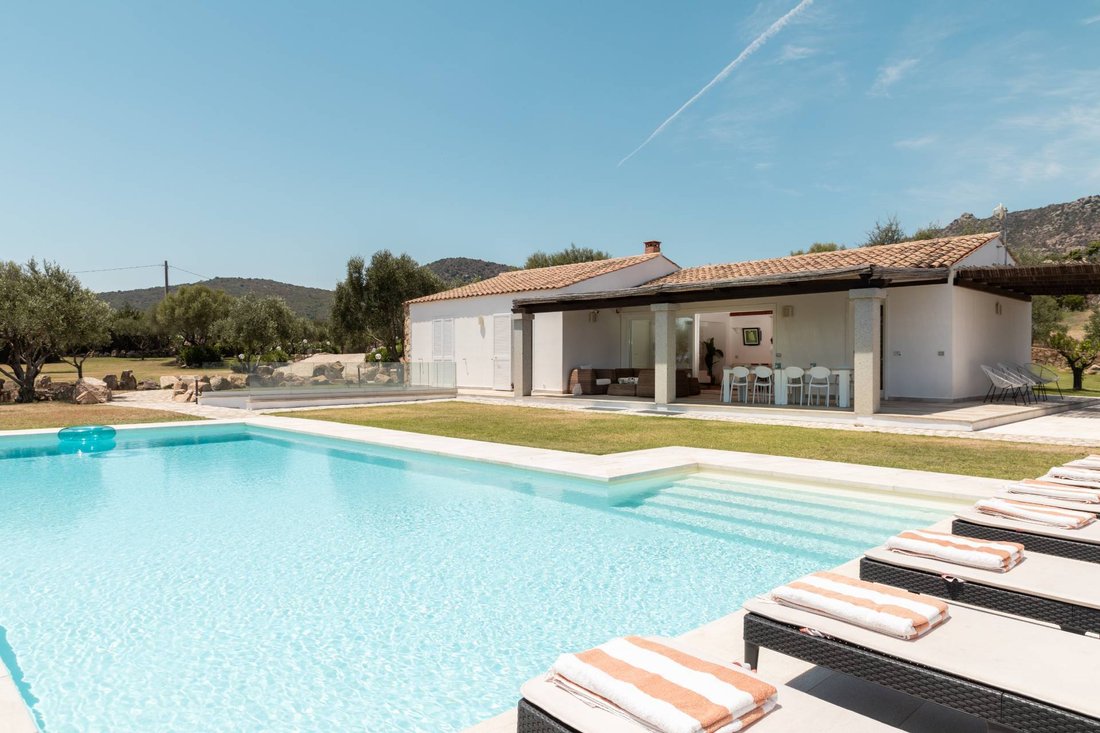 Villa in Golfo Aranci, Sardinia, Italy 5 - 18341660
