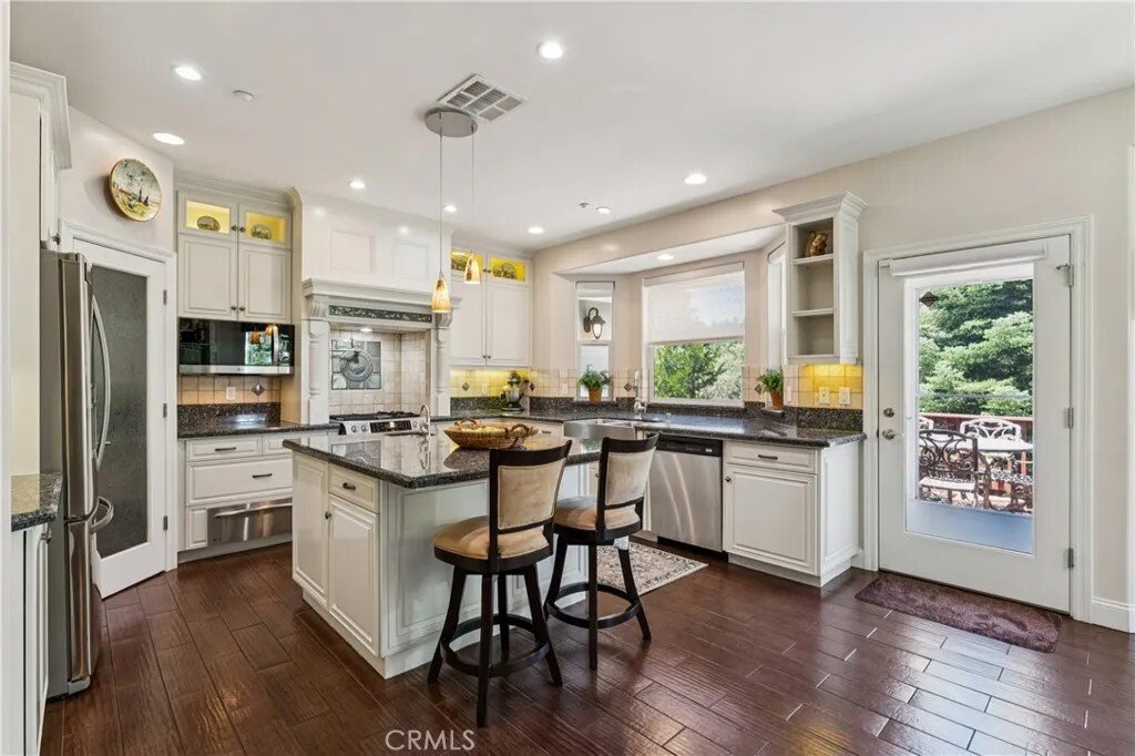House in Lake Arrowhead, California, United States 5 - 18342456