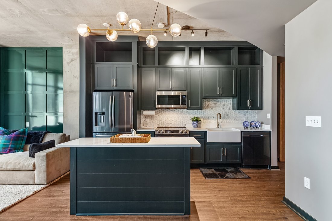 Condo in Nashville, Tennessee, United States 5 - 18342391