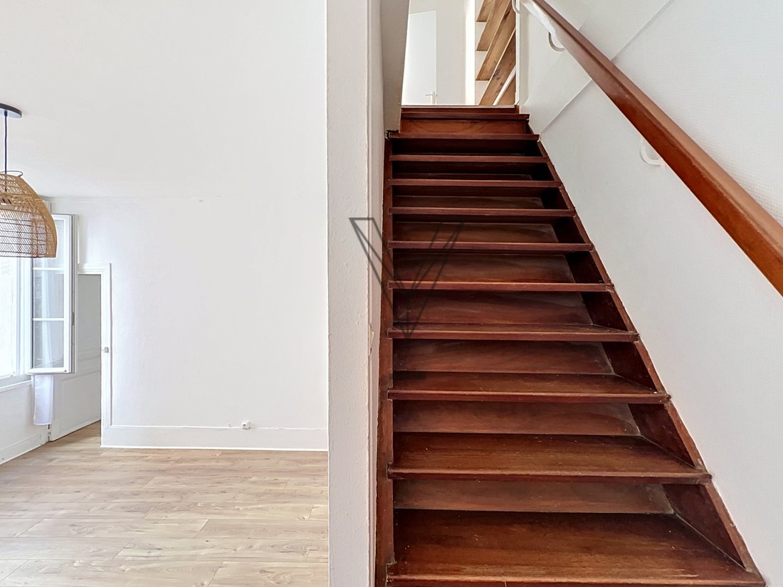 Apartment in Grange Aux Belles-Terrage, Paris 10e Arrondissement, Paris 5 - 18108569