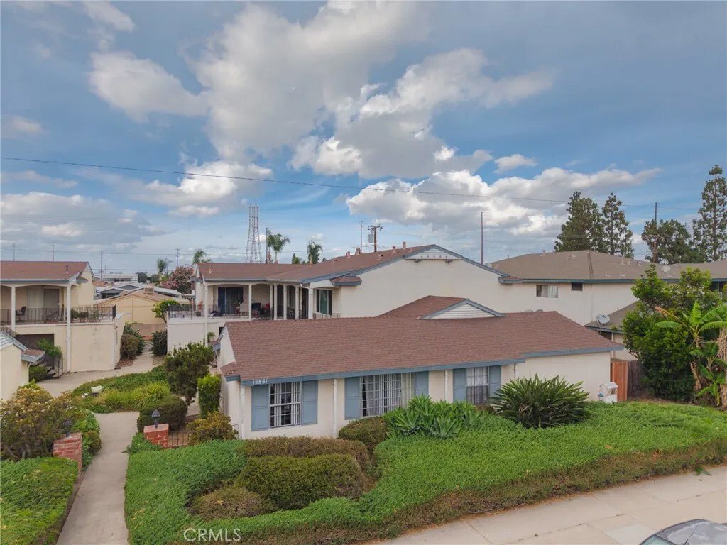 Stanton, California, United States 1 - 18340243