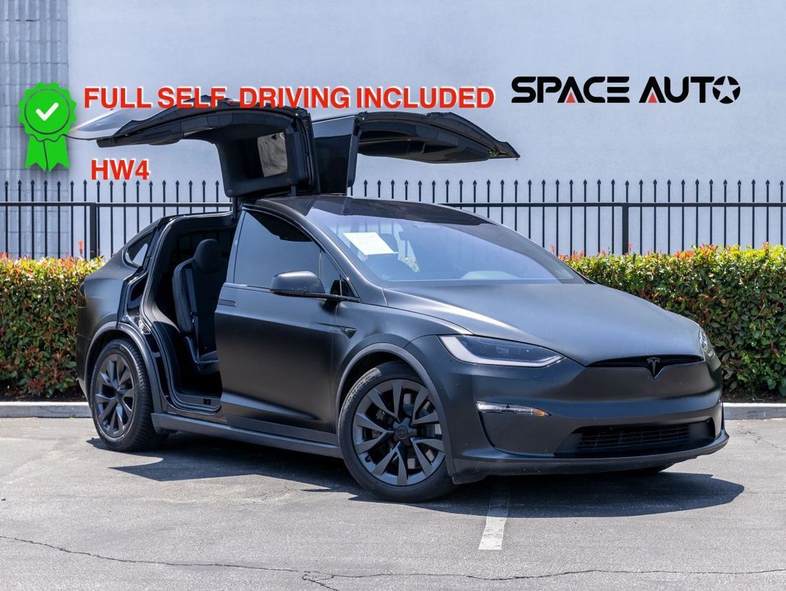 Suv in Azusa, CA, United States 1 - 18249435