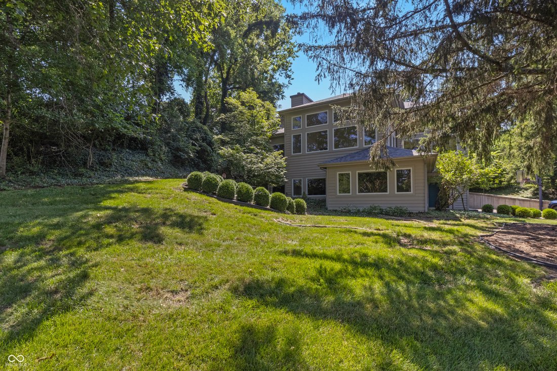 House in Columbus, Indiana, United States 5 - 18343870