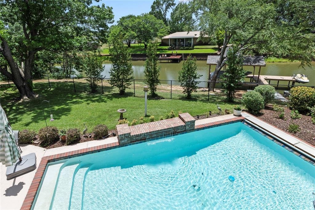 House in Trinidad, Texas, United States 2 - 18340712