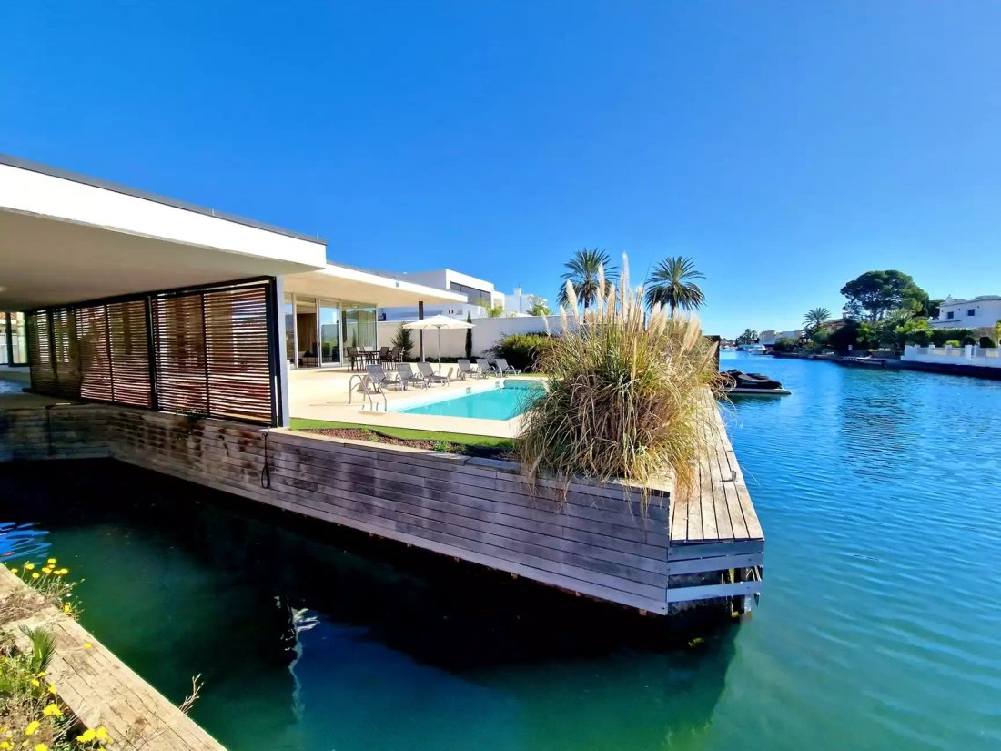 Villa in Empuriabrava, Catalonia, Spain 4 - 18336390
