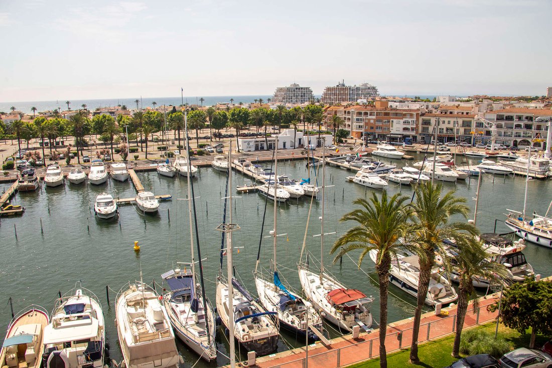 Apartment in Empuriabrava, Catalonia, Spain 4 - 18337753