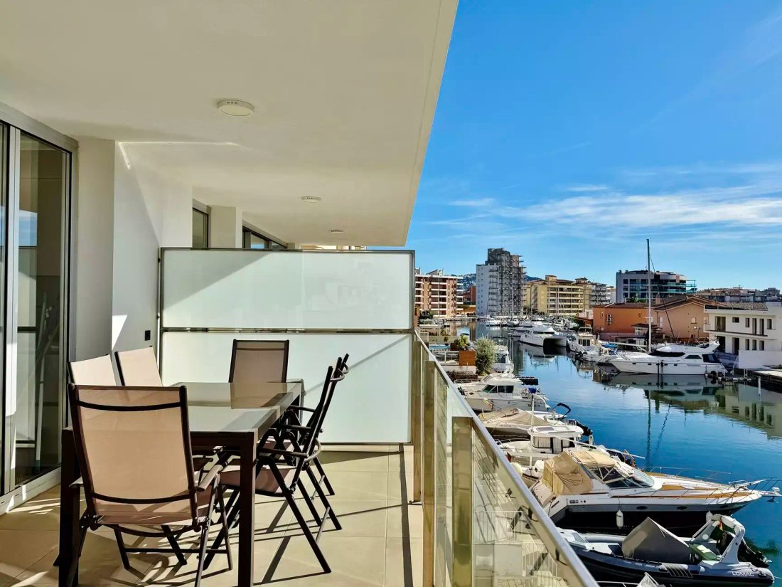 Apartment in Roses, Catalonia, Spain 4 - 18337760