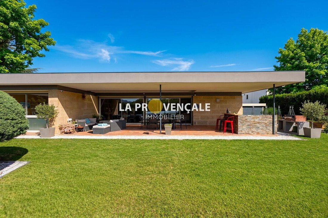 Villa in Vieille Ville-Cativel, Gardanne, France 1 - 18342738