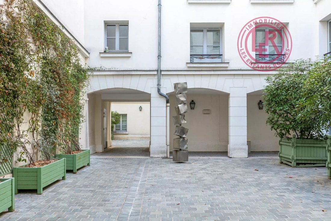 Apartment in Enfants Rouges, Paris 3e Arrondissement, Paris 1 - 18337214
