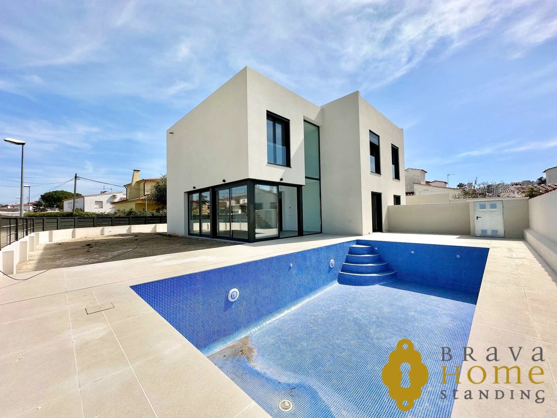 House in Empuriabrava, Catalonia, Spain 1 - 18337570