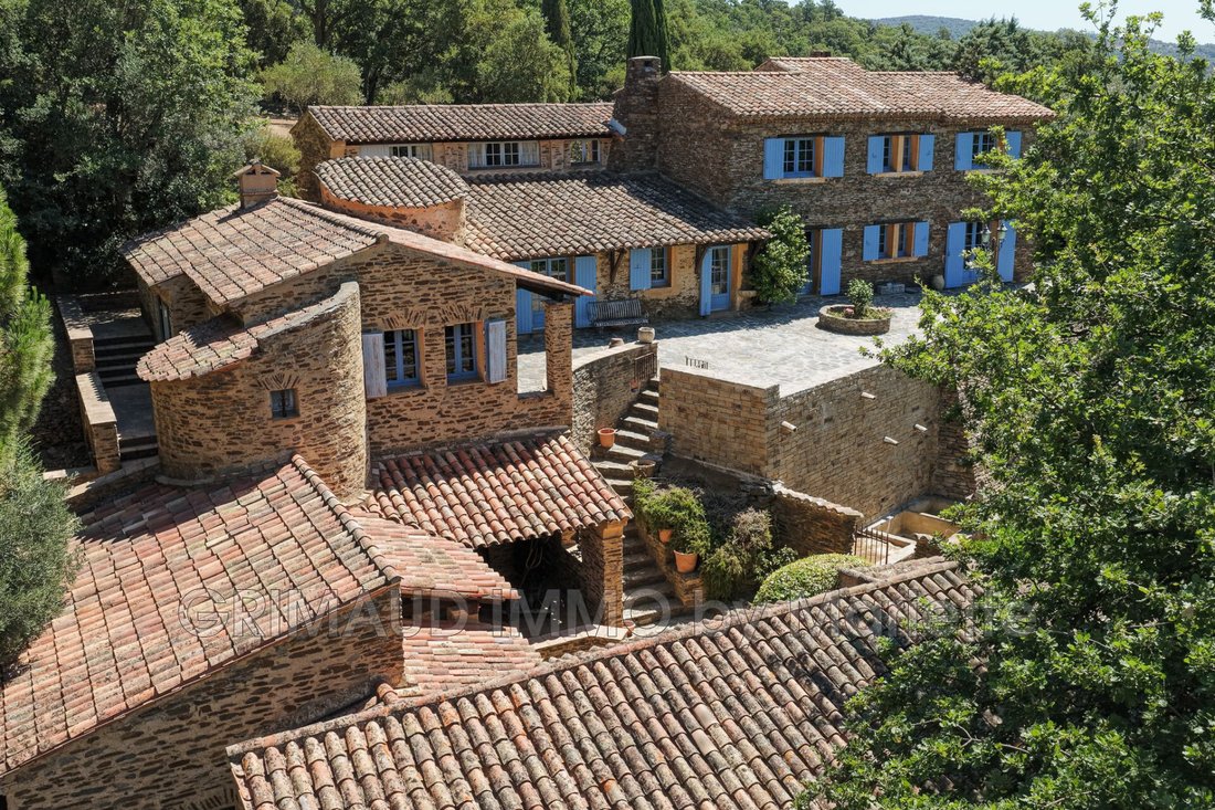 Villa in La Garde-Freinet, Provence-Alpes-Côte d'Azur, France 3 - 13677906