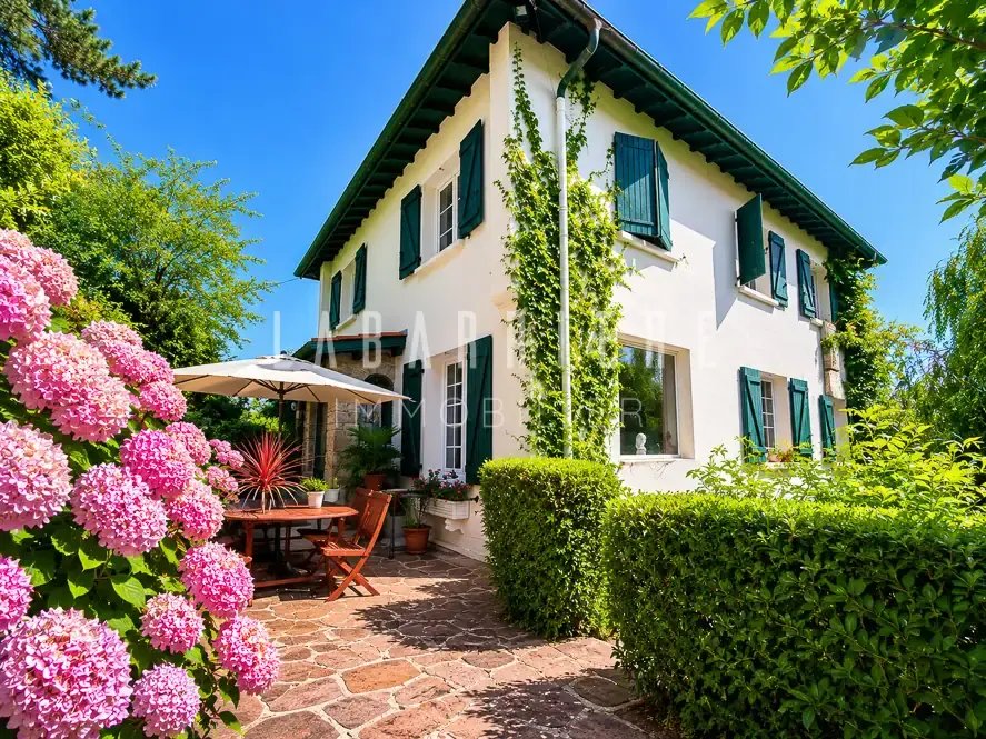 House in Centre Ville, Saint-Jean-de-Luz, France 3 - 17042892