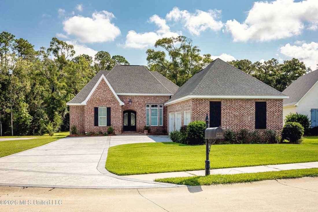 House in Ocean Springs, Mississippi, United States 3 - 18334835