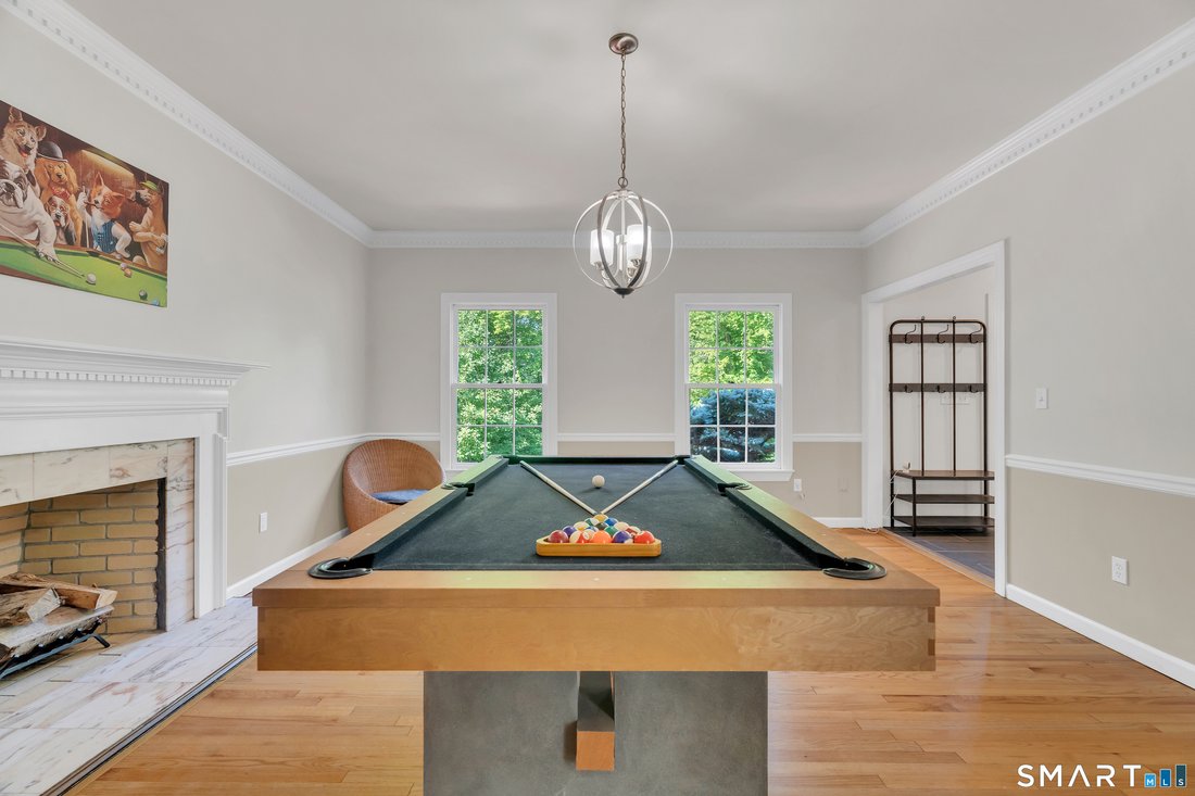 House in Trumbull, Connecticut, United States 3 - 18342070