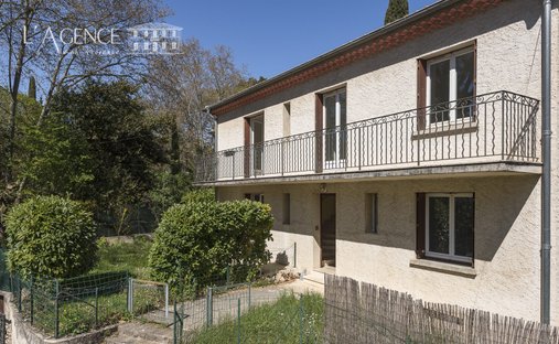 House in Le Tholonet, Provence-Alpes-Côte d'Azur, France 1