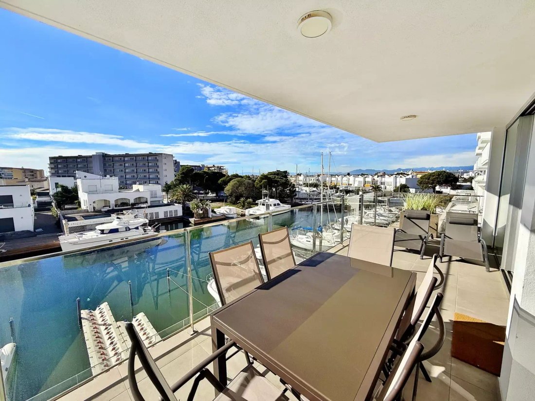Apartment in Roses, Catalonia, Spain 2 - 18337760