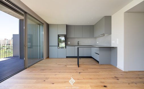 Apartment in Sao Felix da Marinha, Porto District, Portugal 1