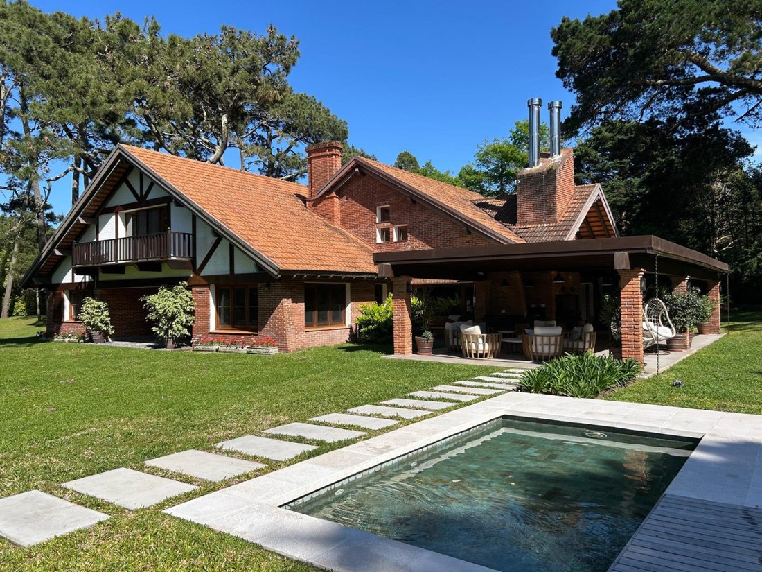 House in Punta del Este, Maldonado Department, Uruguay 3 - 18344387