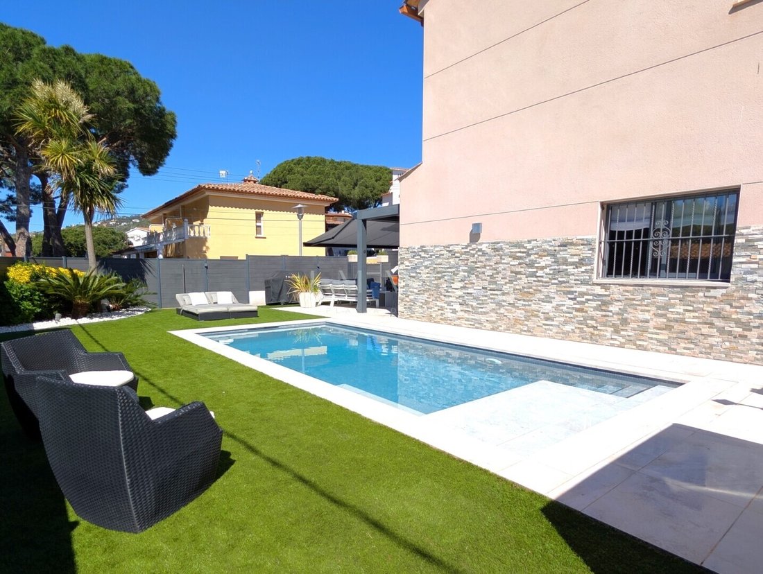 Townhouse in Platja d'Aro, Catalonia, Spain 3 - 18335200