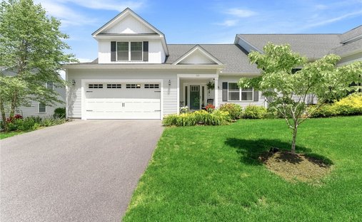 Condo in Richmond, Rhode Island, United States 1