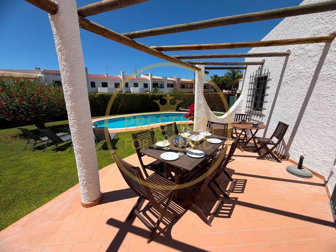 Villa in Vilamoura, Quarteira, Algarve 1 - 15653504