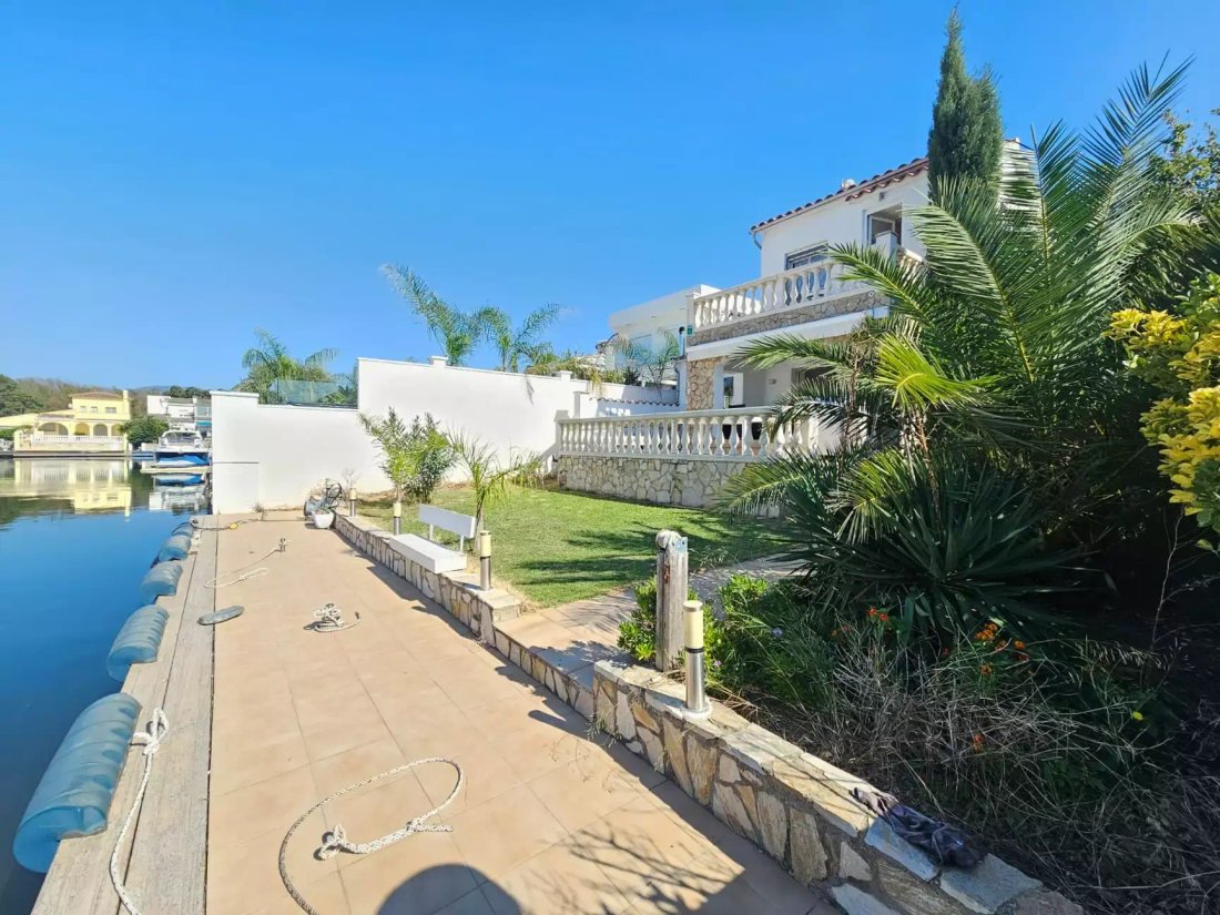 House in Empuriabrava, Catalonia, Spain 3 - 18337346