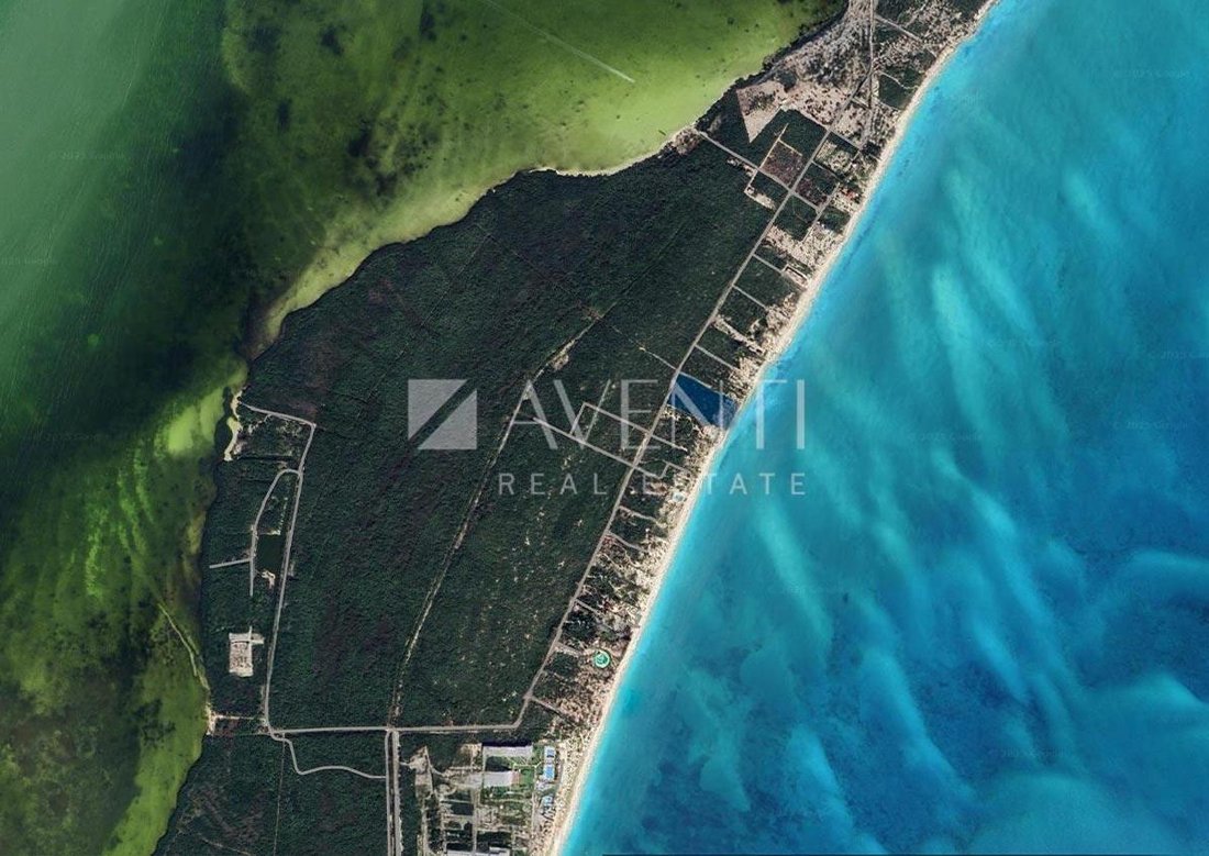 Land in Isla Mujeres, Quintana Roo, Mexico 1 - 18339225