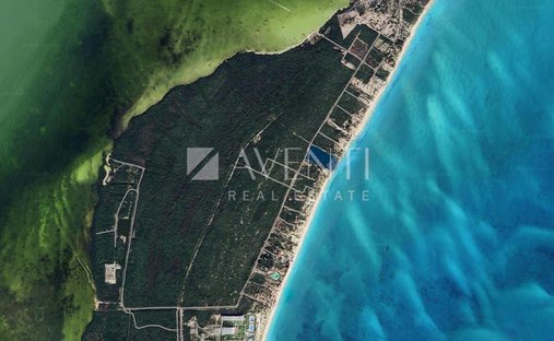 Land in Isla Mujeres, Quintana Roo, Mexico 1