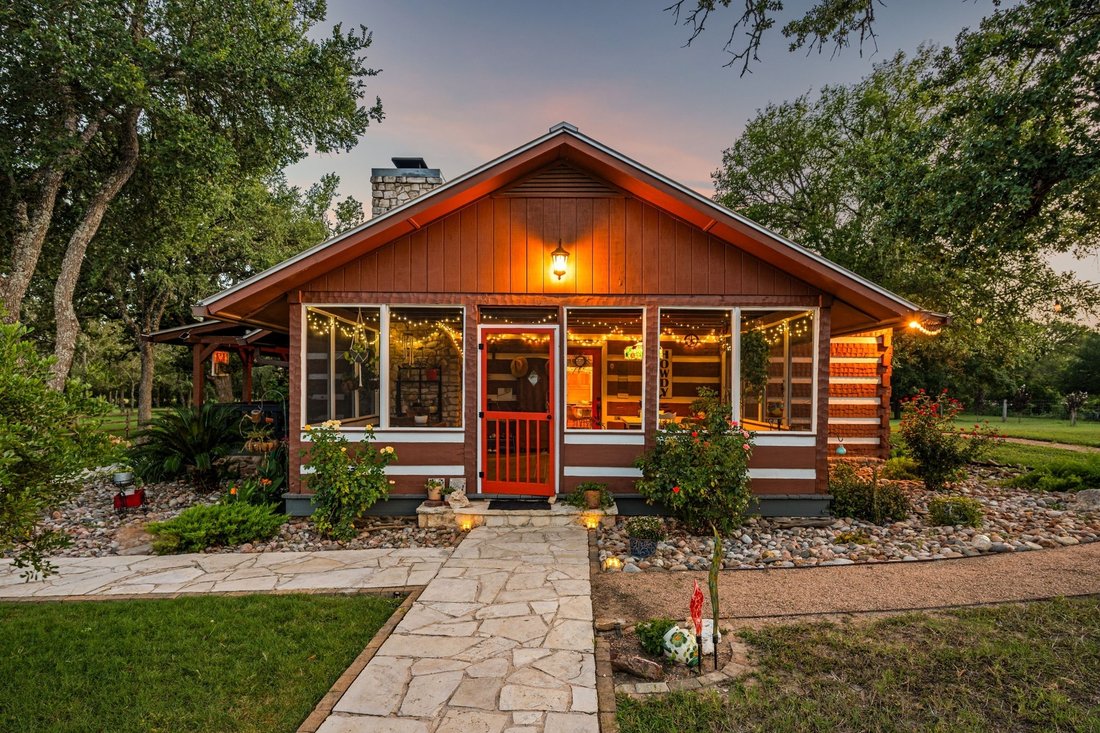 Casa a Bastrop, Texas, Stati Uniti 3 - 18337187