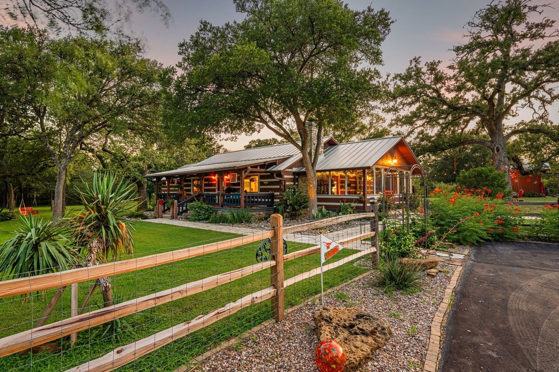 Casa a Bastrop, Texas, Stati Uniti 1 - 18337187