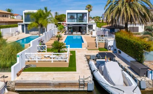 Maison à Empuriabrava, Catalogne, Espagne 1