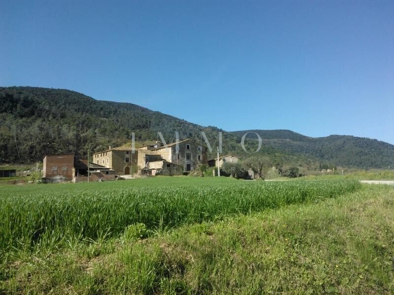 Castle in Camós (District), Camos, Spain 1 - 18335130