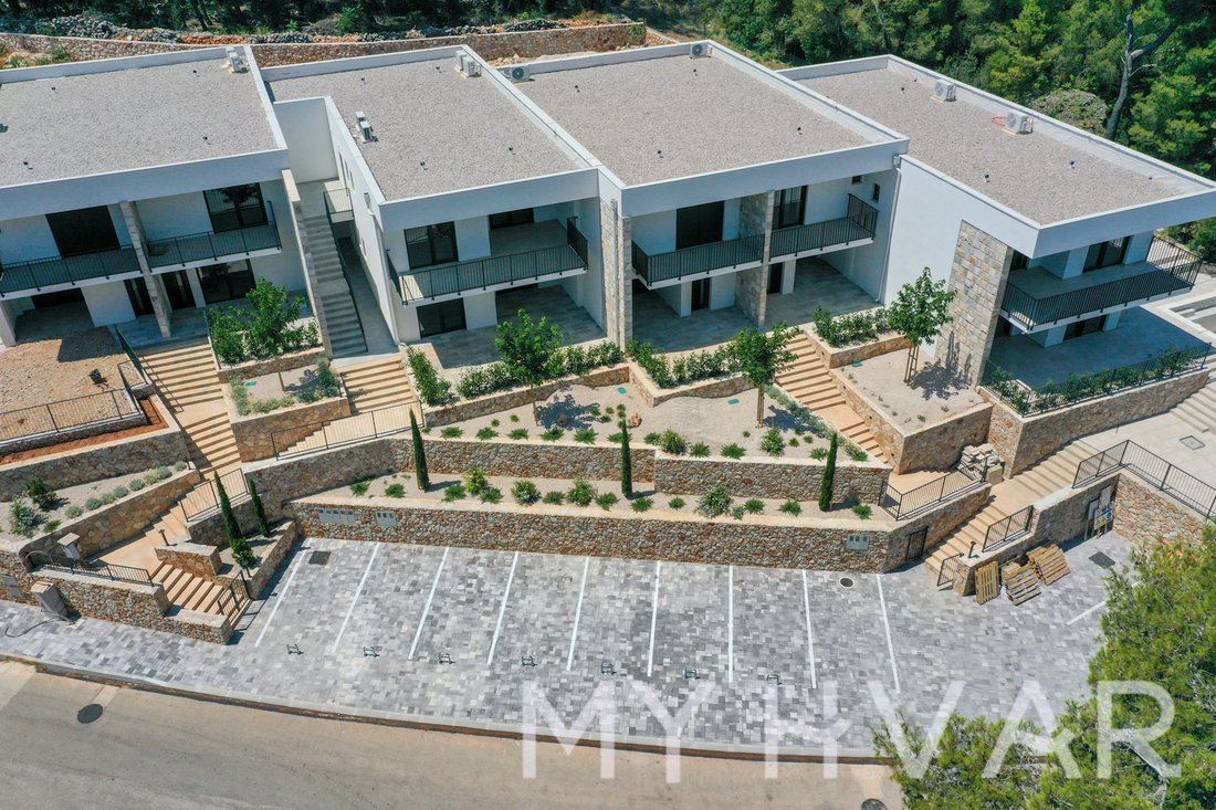 Penthouse in Jelsa, Split-Dalmatia County, Croatia 4 - 18339036