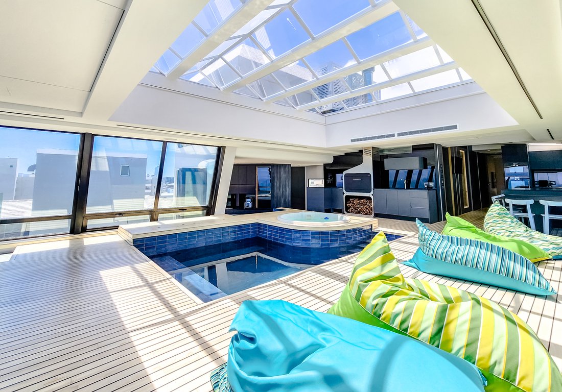 Penthouse in Sea Point, Cape Town, South Africa 5 - 18343734
