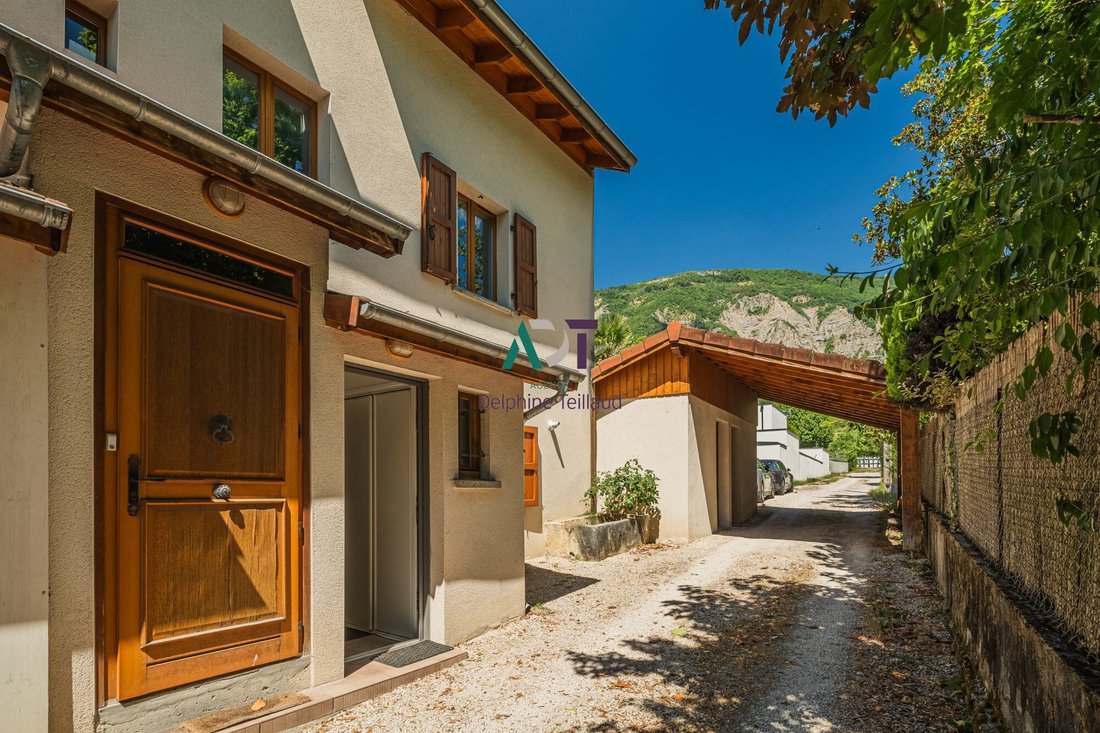 House in Corenc, Auvergne-Rhône-Alpes, France 1 - 18341890