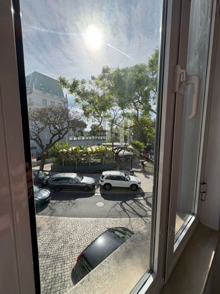 Apartment in Estoril, Cascais e Estoril, Lisbon 5 - 18342282