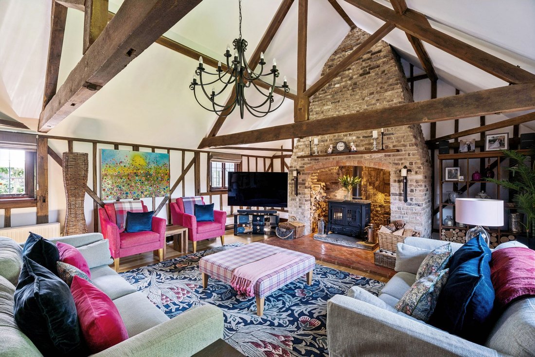 House in Great Gaddesden, Dacorum, England 2 - 18342850