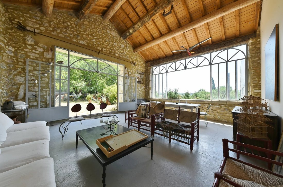 Casa di campagna a Uzès, Occitania, Francia 4 - 18336967