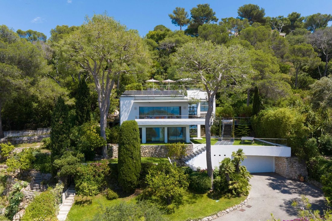 Villa in Saint-Jean-Cap-Ferrat, Provence-Alpes-Côte d'Azur, France 3 - 18336762