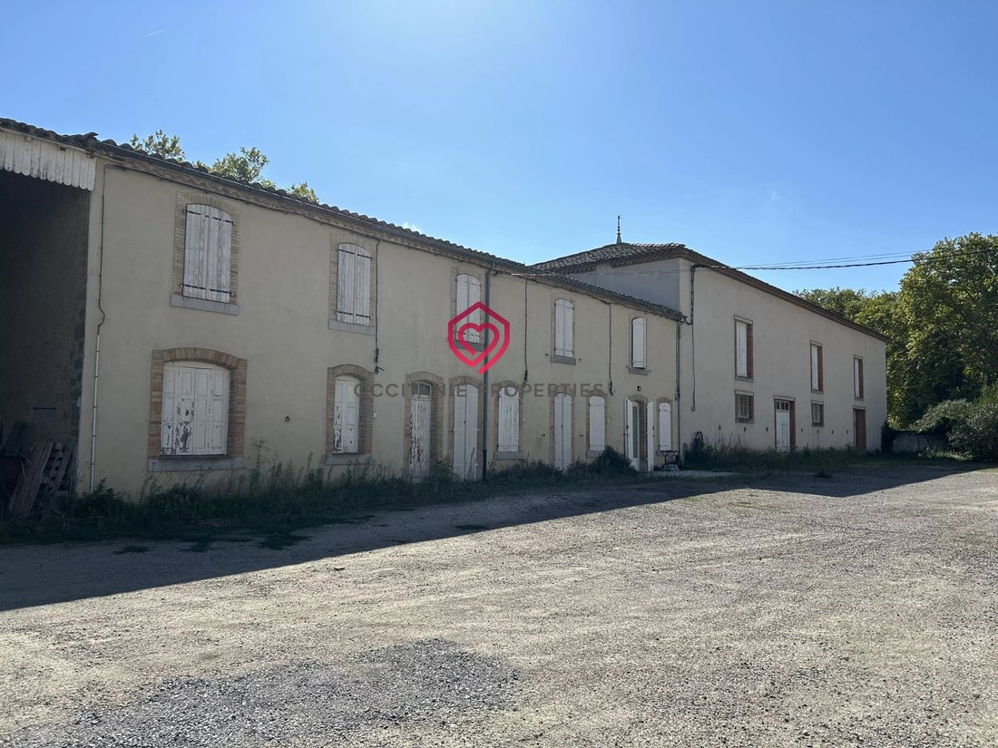 Estate in Carcassonne, Occitania, France 1 - 18337221