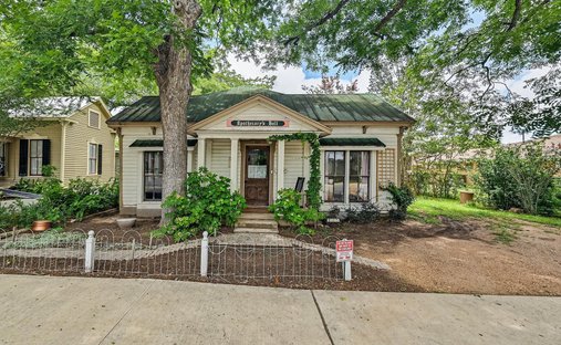 House in Bastrop, Texas, United States 1