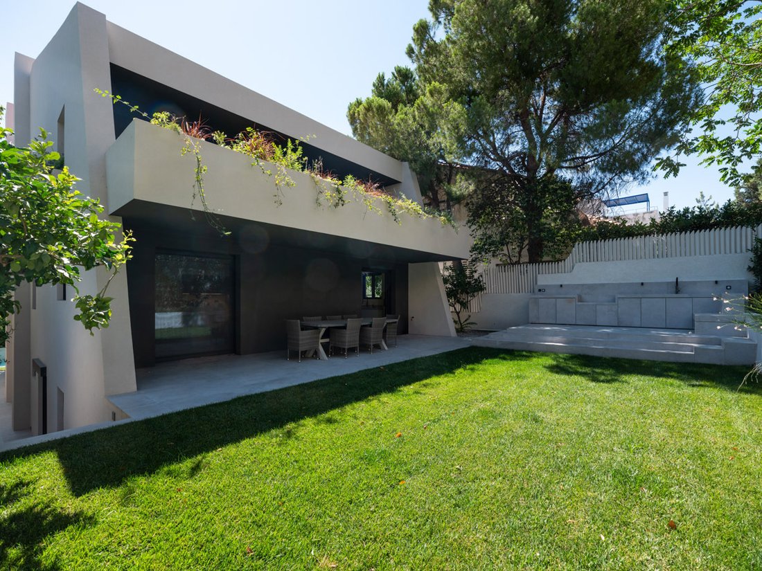 House in Vouliagmeni, Attica, Greece 4 - 16993563